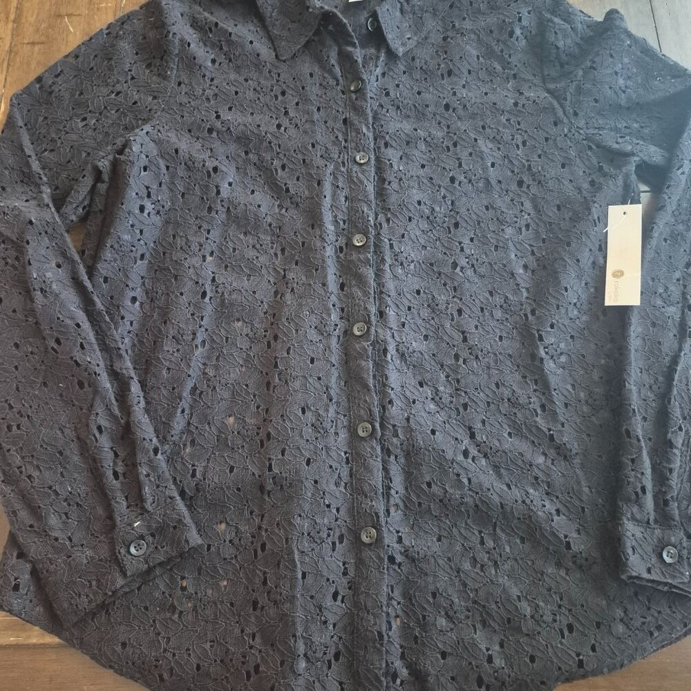 Black Lace Button-Up Shirt By Rokoko size  M